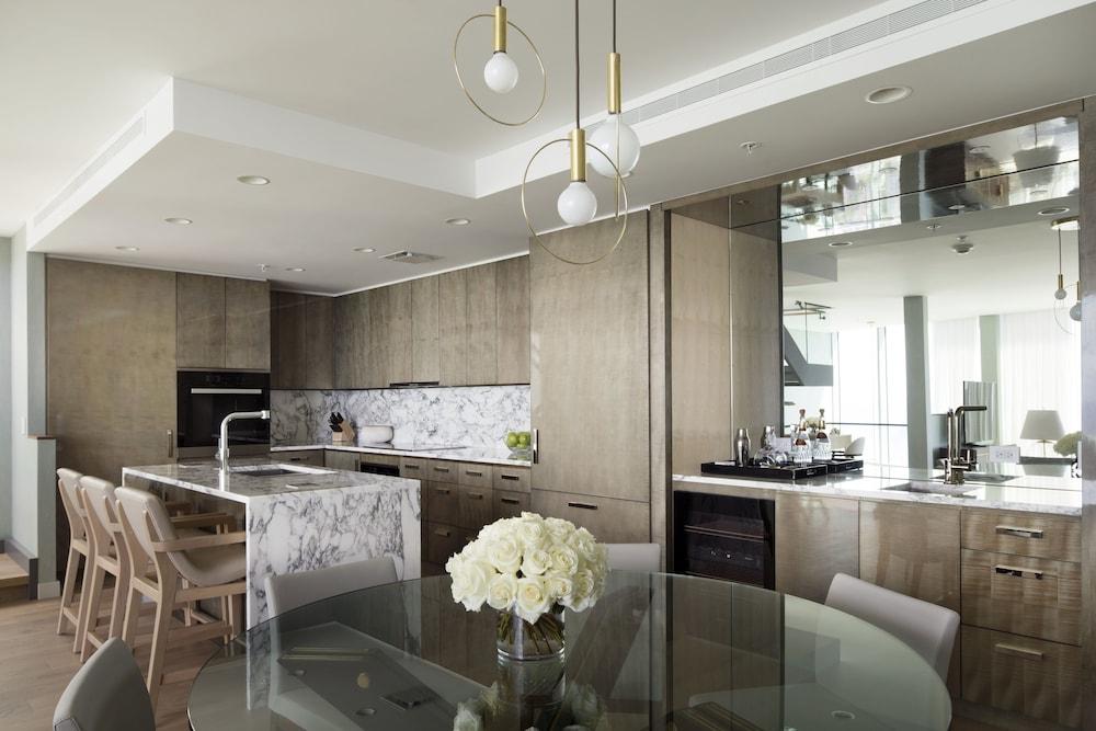 Real Select at the Ritz Carlton Residences, Waikiki Beach photo 32
