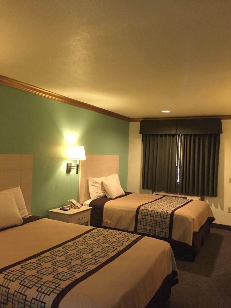 Scottish Inns & Suites at NRG Park photo 6