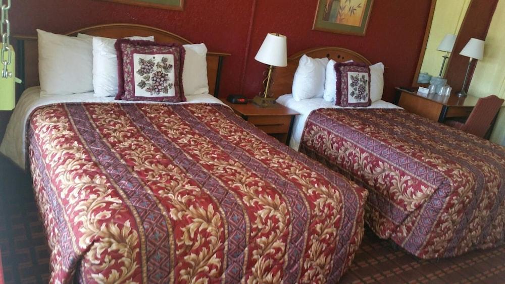 Palms Inn photo 3