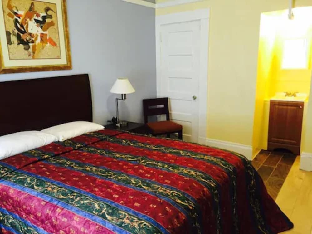 Aldrich Hotel photo 4