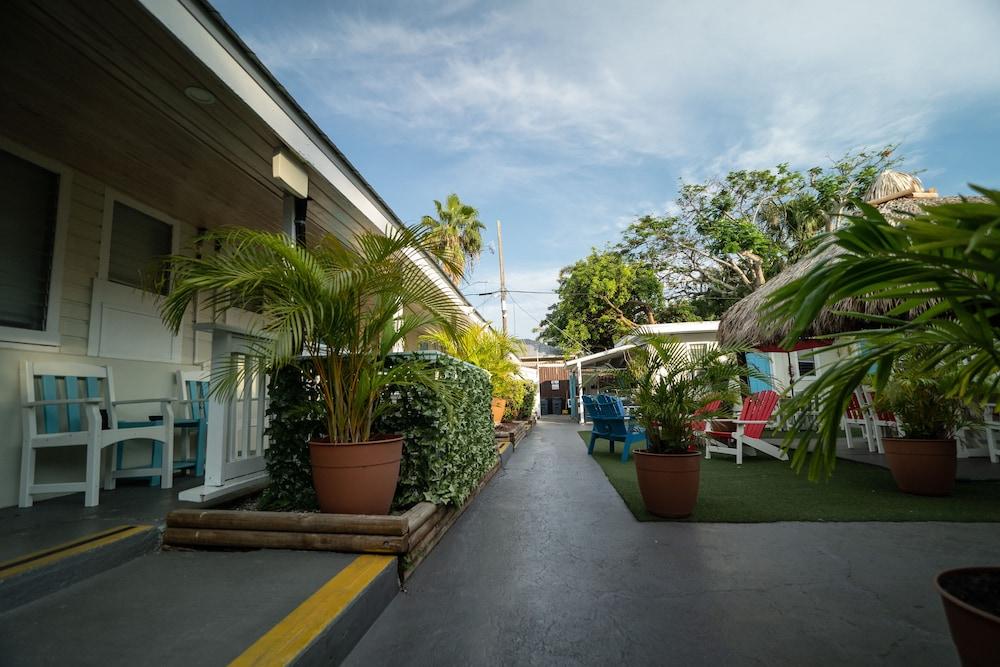 Seashell Motel photo 7