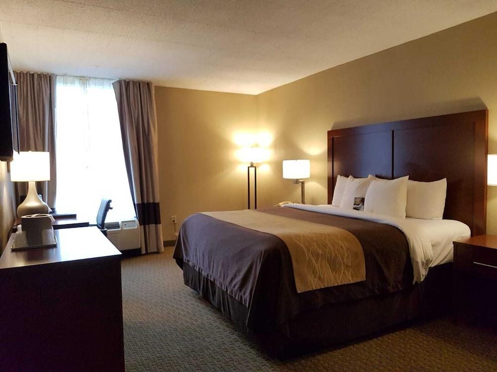 Comfort Inn Wethersfield - Hartford photo 8