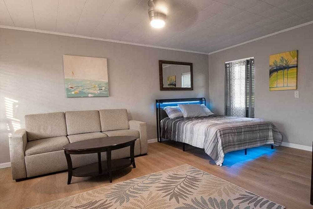 Liberty Hill Executive Inn photo 49
