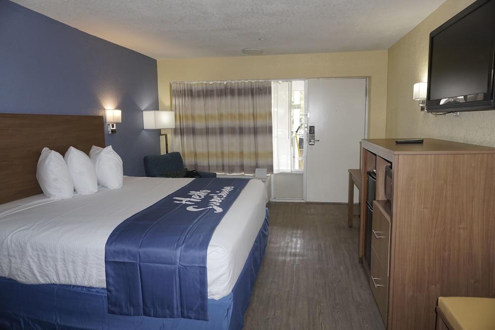 Days Inn by Wyndham Apopka/Orlando photo 13