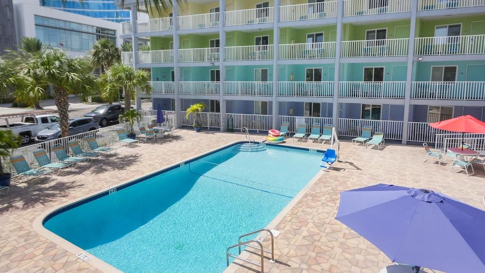 Pelican Pointe Clearwater Beach Hotel photo 69