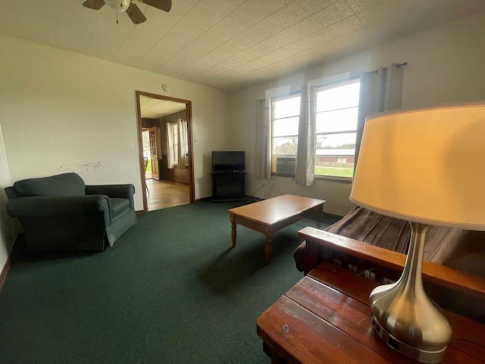 Thunderbird Resort & Event Center photo 79