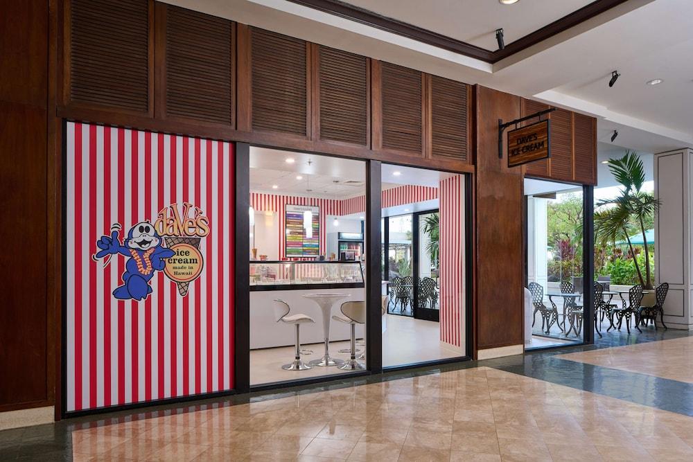 Ilikai Hotel & Luxury Suites photo 63
