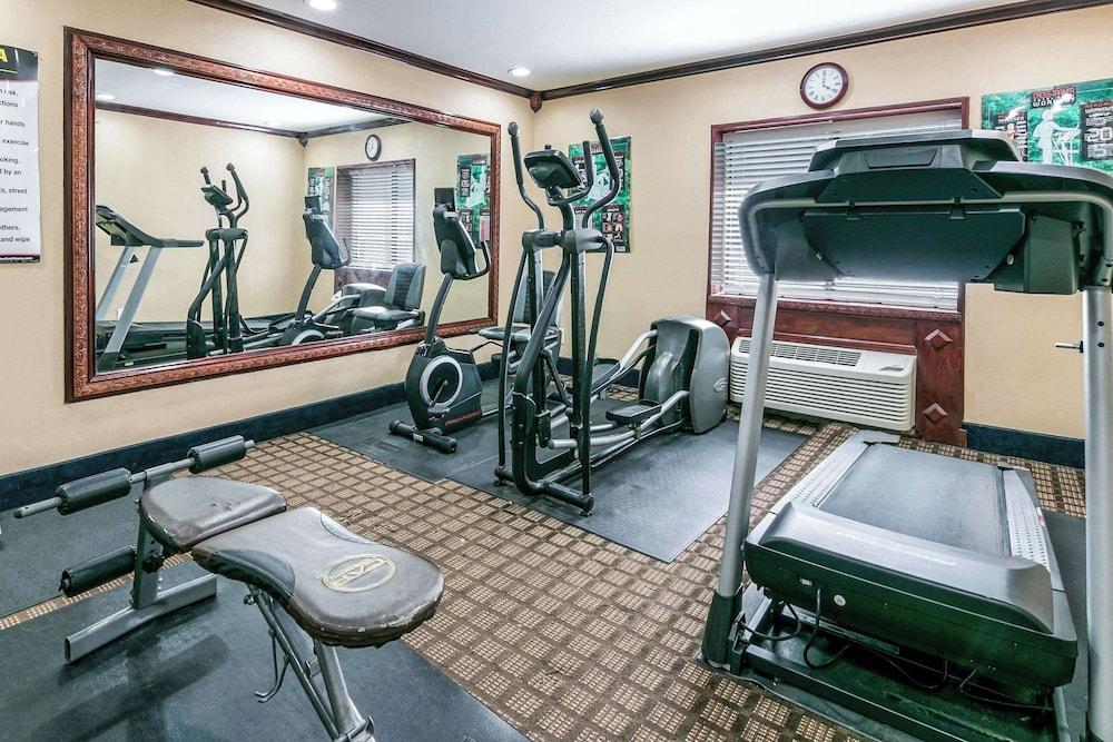 Quality Inn & Suites photo 3