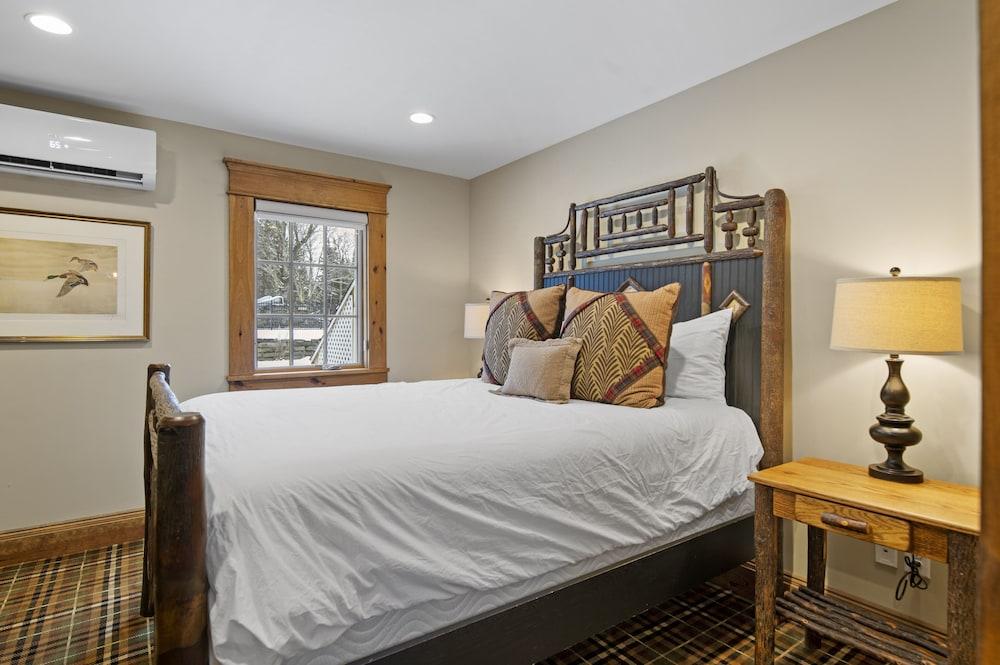 Brook Bound Inn photo 20