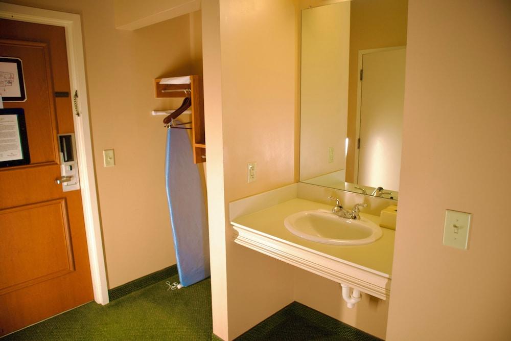 Hotel Mead Resorts & Conventions Center photo 92