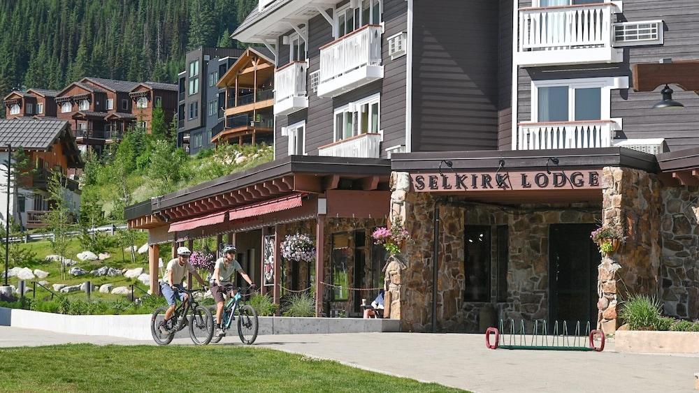 Selkirk Lodge photo 23