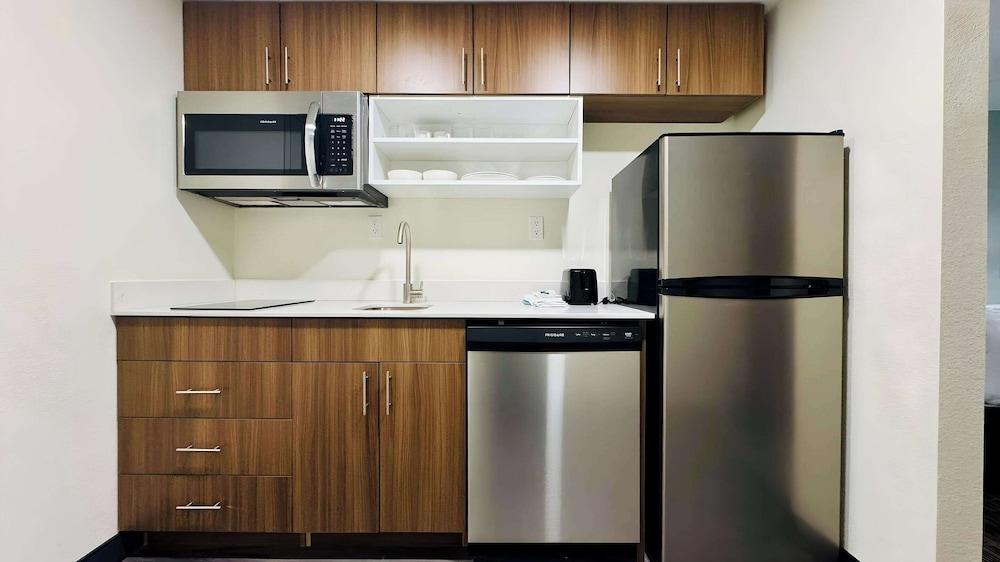 MainStay Suites Chambersburg photo 4