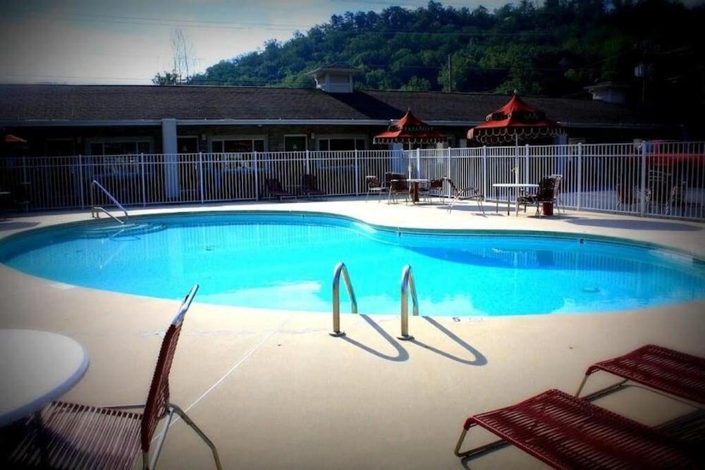 Cherokee Grand Hotel photo 35