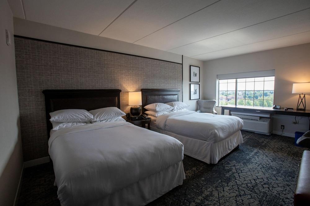 Sheraton Chicago Northbrook Hotel photo 10