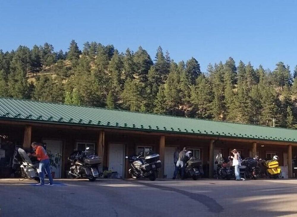 Liberty Belle Lodge photo 11