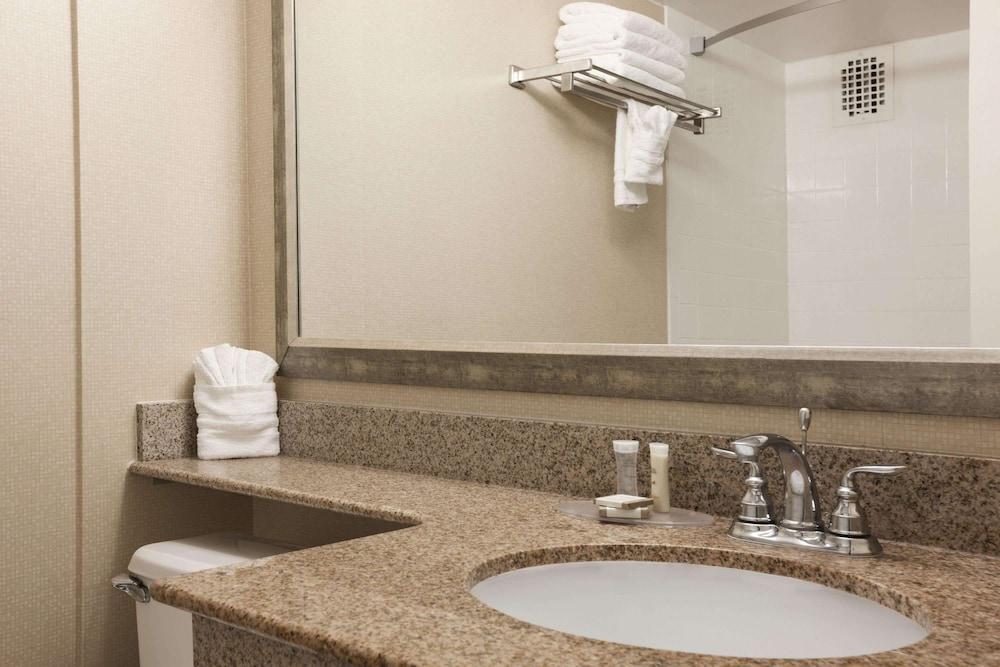 Wyndham Garden Washington DC Area photo 15