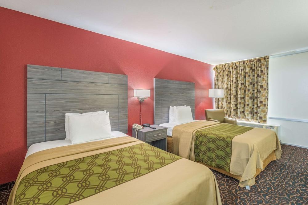 Econo Lodge Thomasville photo 14