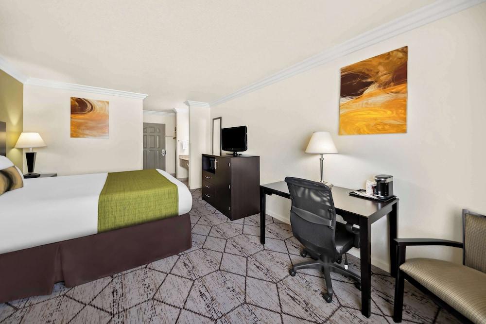 Best Western Executive Inn photo 12