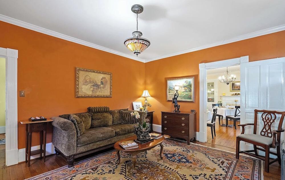 The Foster Harris House photo 16