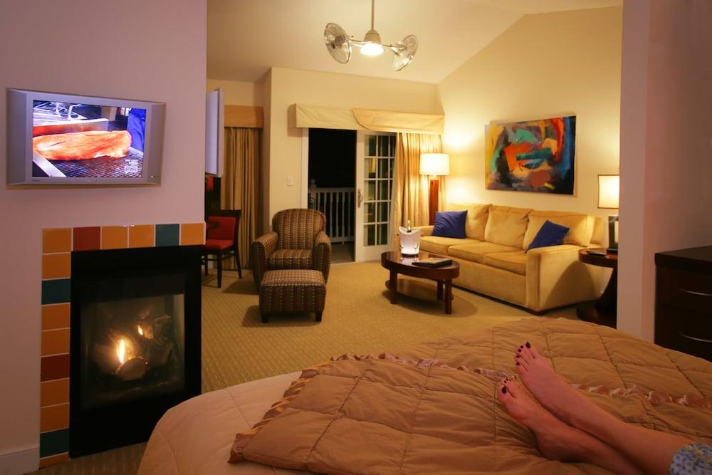 Hotel Blue photo 2
