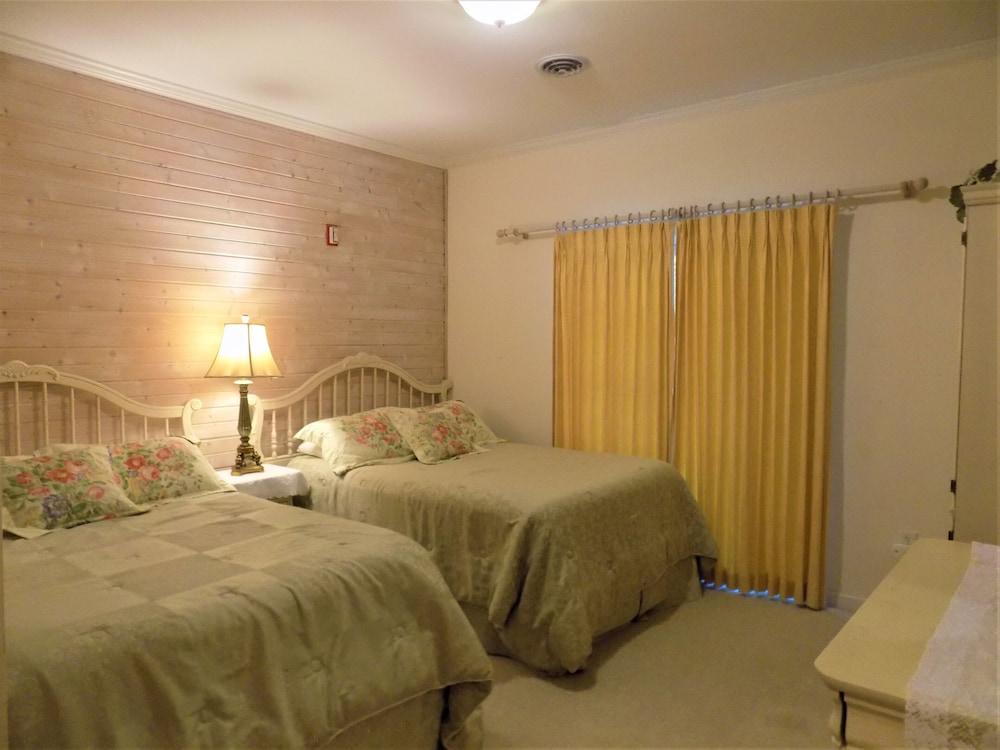 The Rukmapura Park Hotel photo 38