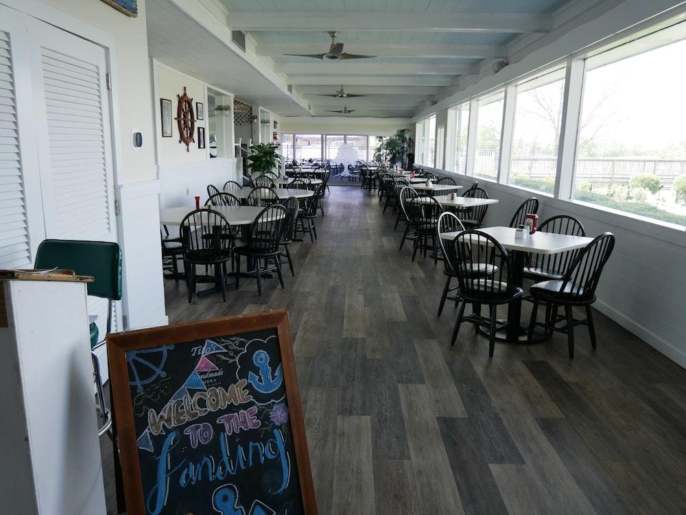The Lodge at Great Oak Landing photo 40