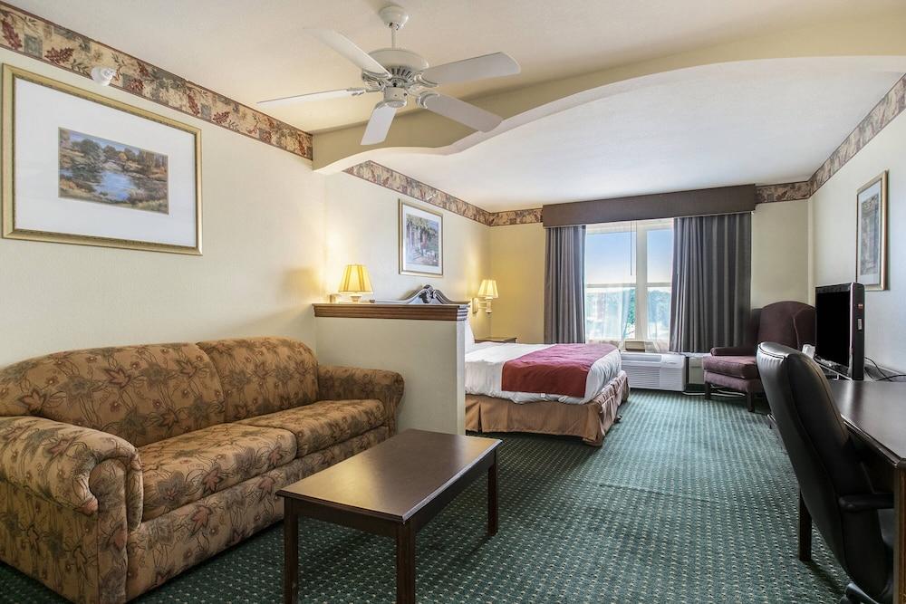 Country Inn & Suites by Radisson, Elkhart North photo 17