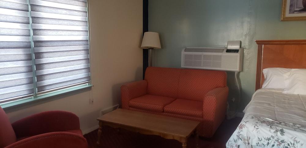Northside Motel photo 28