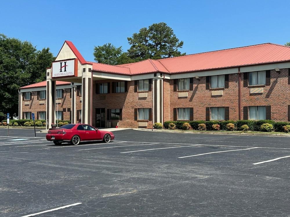 Haven Inn & Suites photo 21