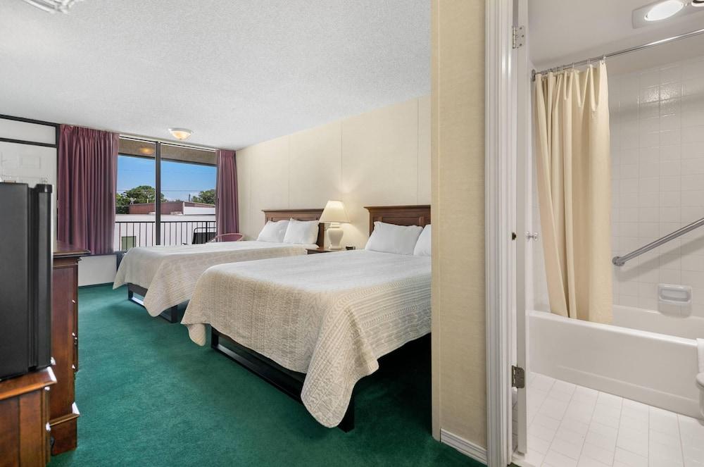 Candlewick Inn photo 16