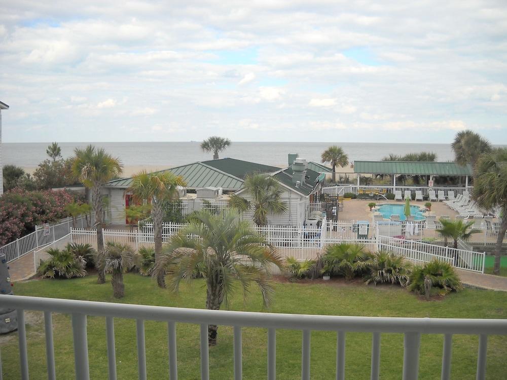 The Gardens at Beachside Colony photo 71