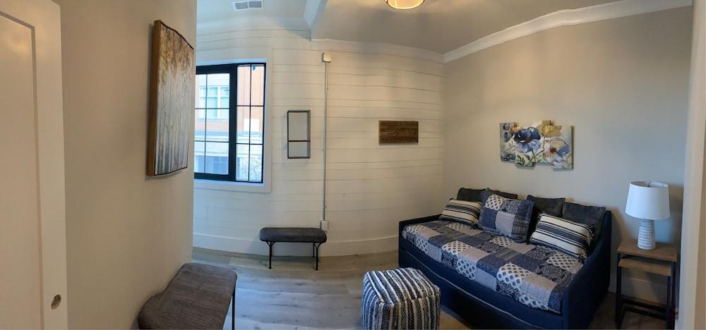 The Historic Central Hotel, a New Hotel Collection Property photo 3