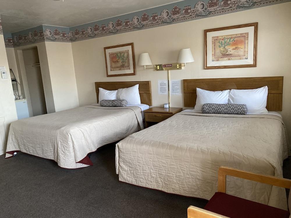 Rainbow Inn & Cottages photo 26