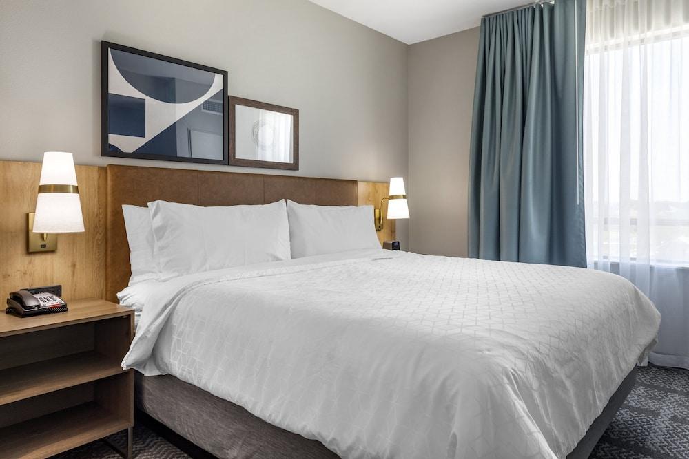 Staybridge Suites Dallas Grand Prairie by IHG photo 13