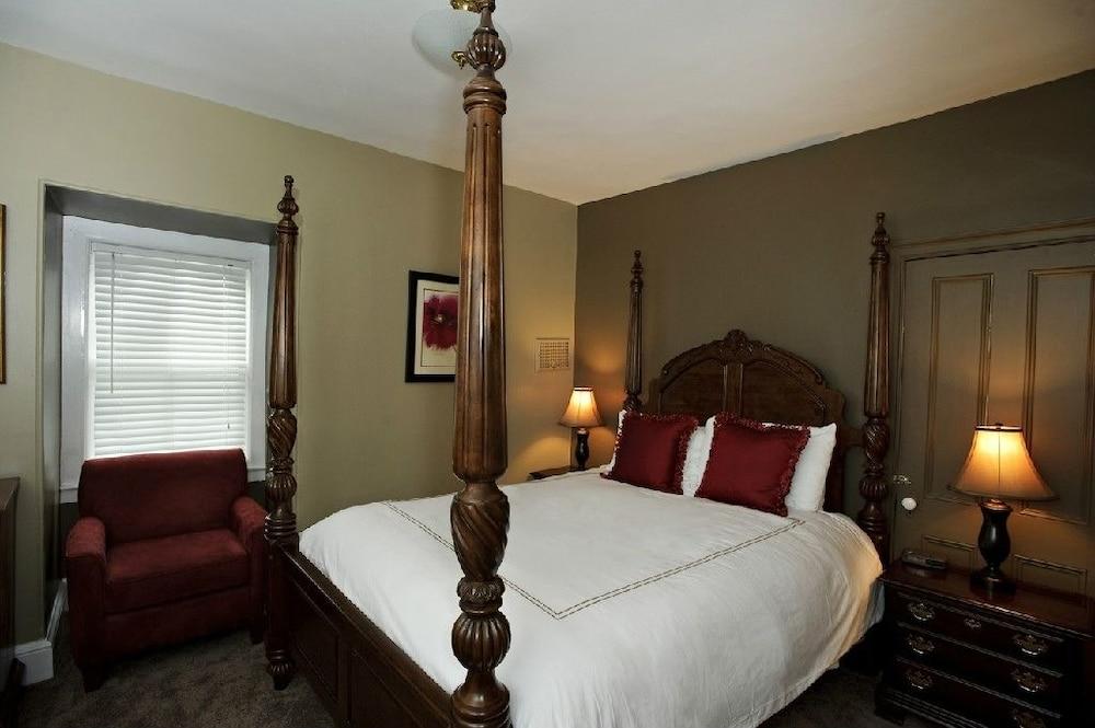 The Mansion Inn photo 2