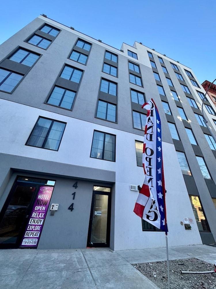 ROSE HOTEL BRONX photo 1