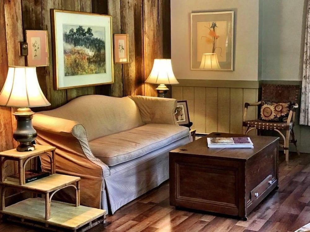 Wilderness Lodge photo 23