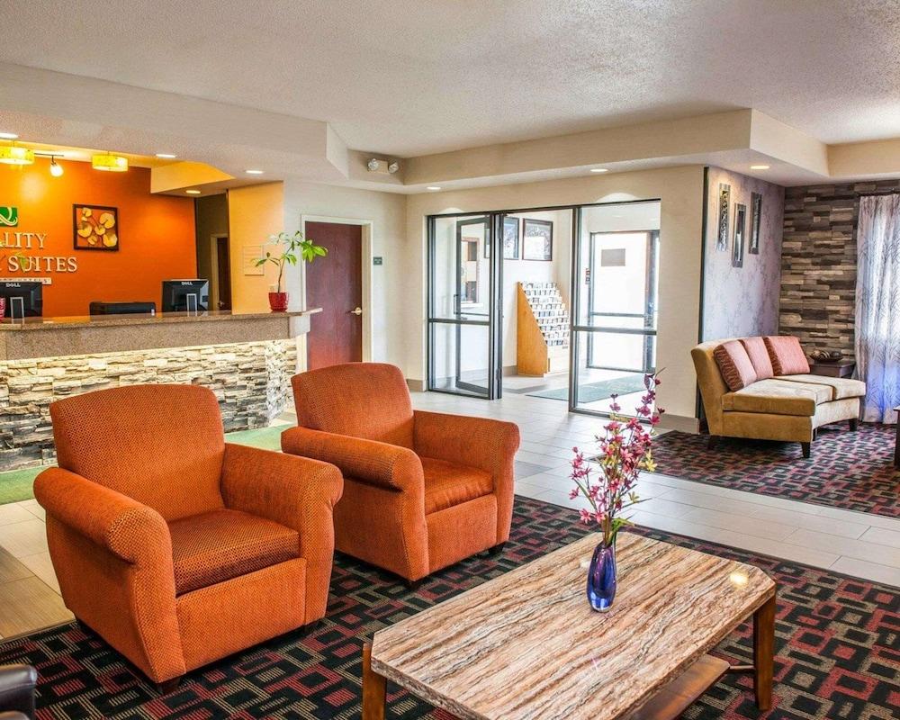 Quality Inn & Suites South Bend Airport photo 8