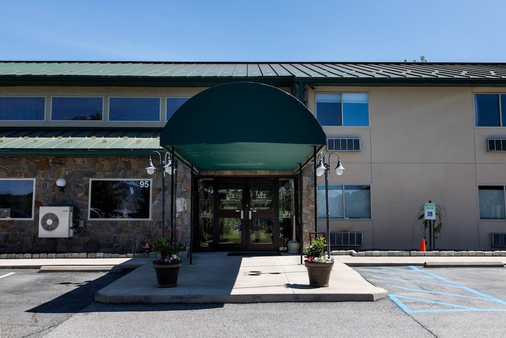 Harvest Inn photo 1