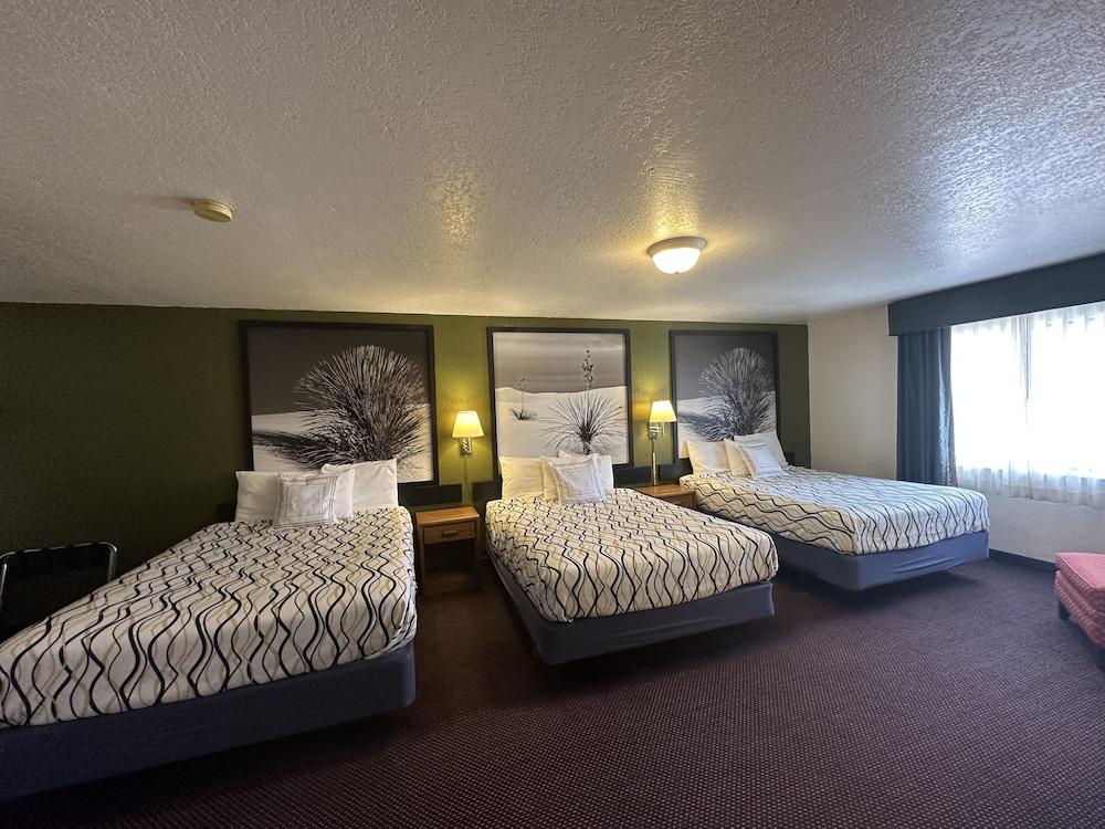 Simple Rewards Inn photo 8