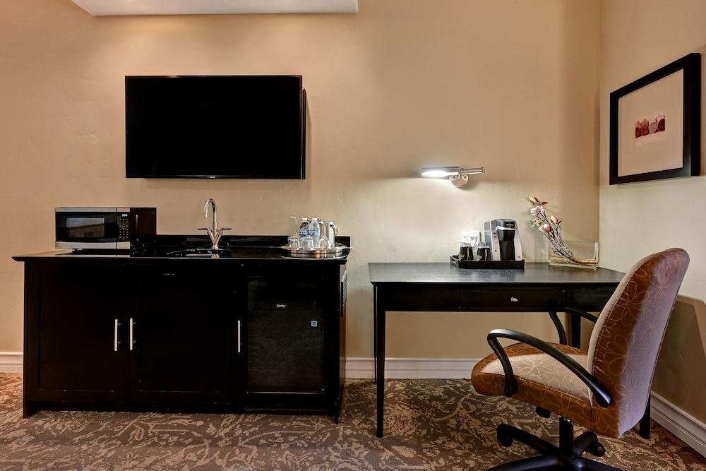 Bellasera Hotel & Suites Paso Robles, Tapestry by Hilton photo 88
