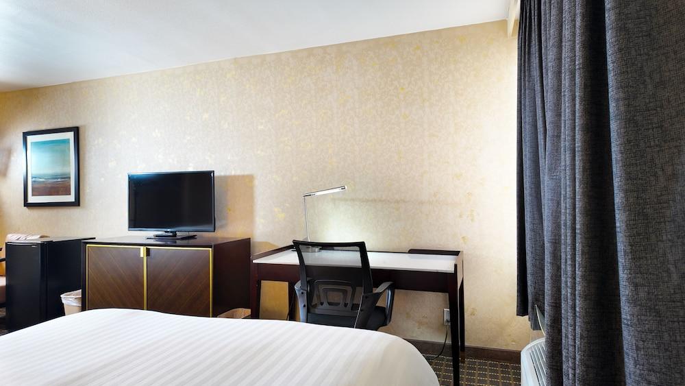 Alhambra Hotel photo 8