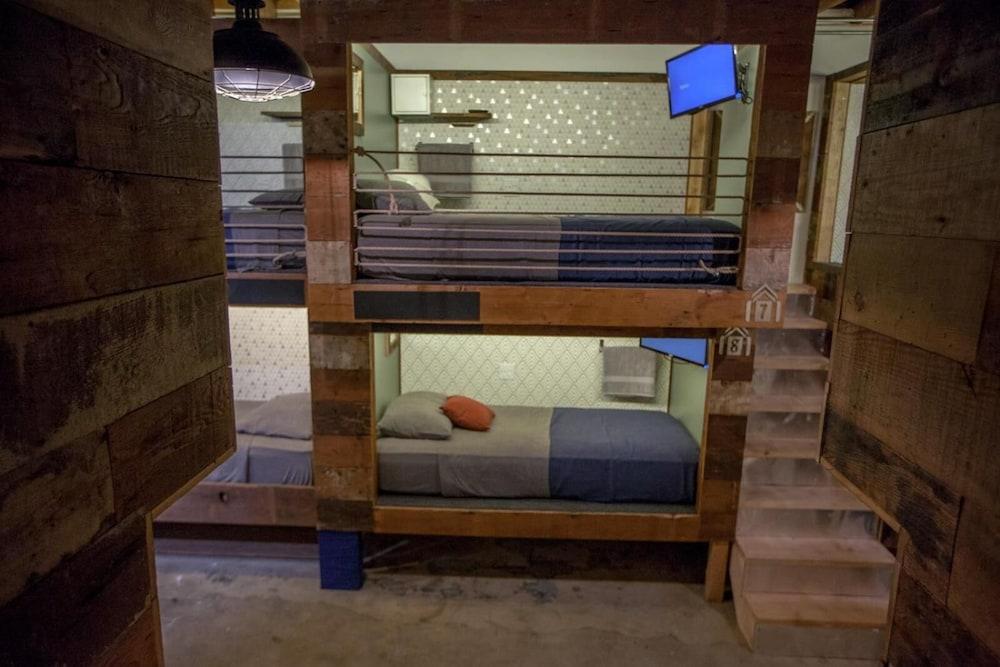 PodShare Los Feliz - Hostel photo 10