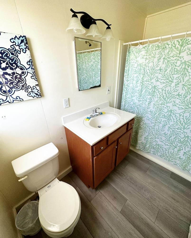 SandSpur Ocean Cottages photo 41