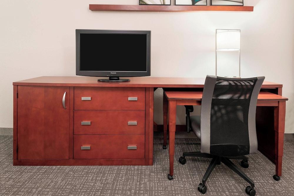 Courtyard by Marriott Asheville photo 10