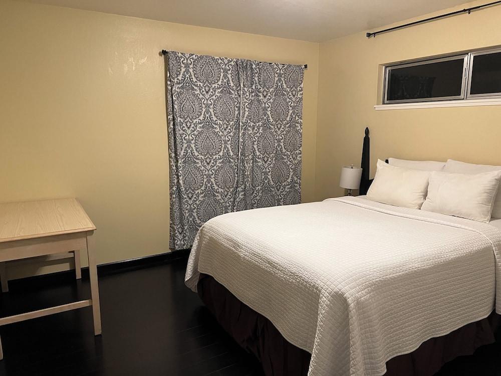 Carmel Resort Inn photo 76