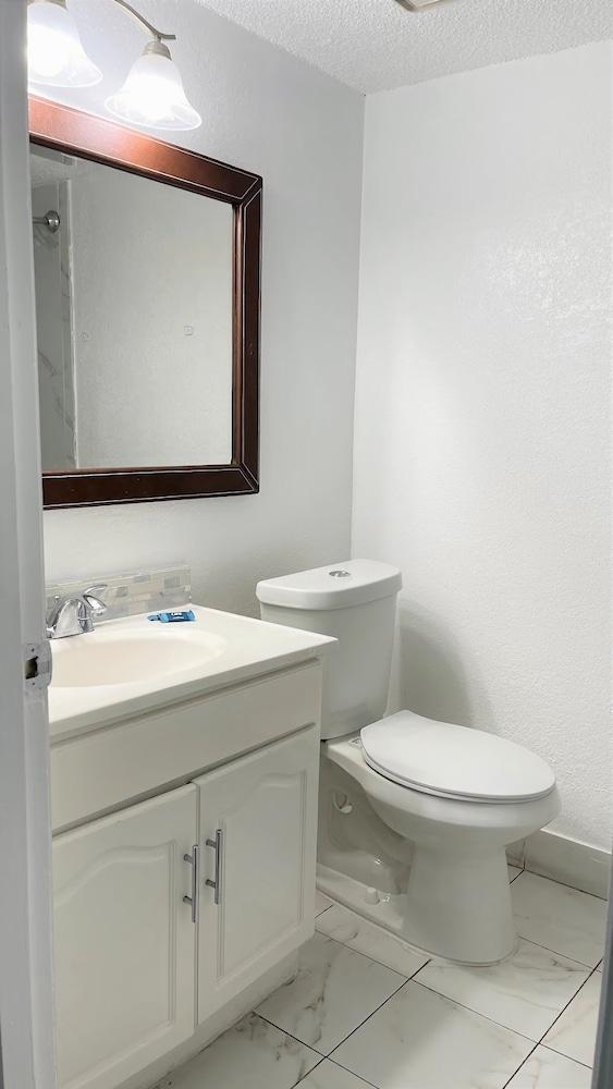 Apm Inn and Suite photo 30