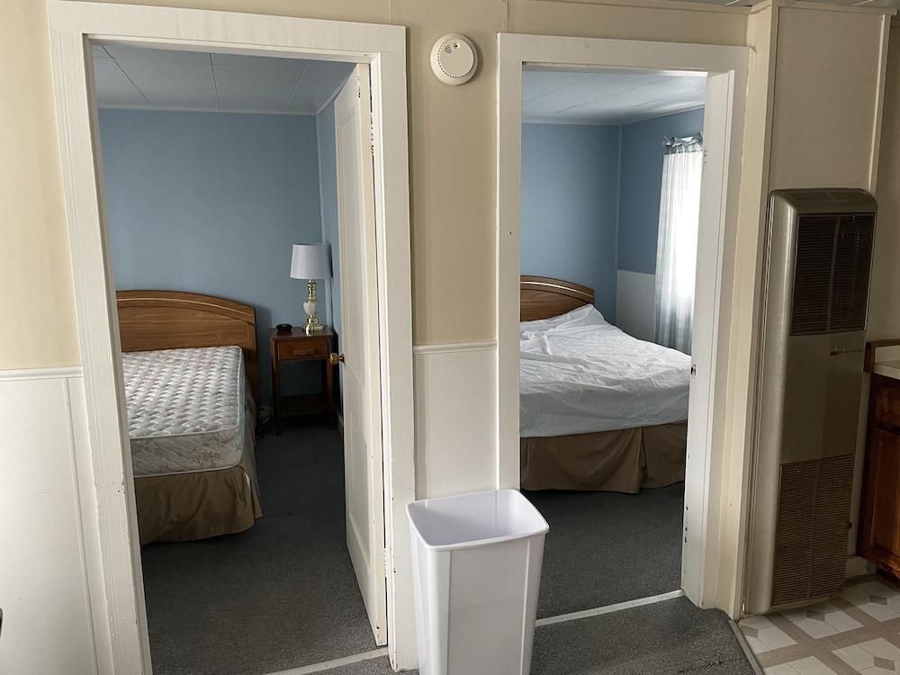 Autrain Motel photo 6