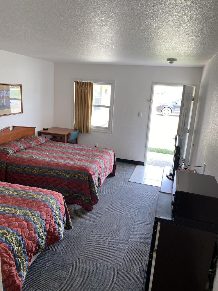 Stuart Motor Lodge photo 10