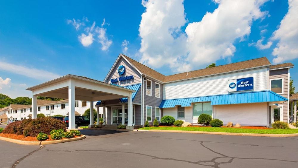 Inn on Storrs photo 10